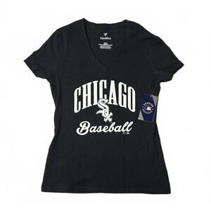 Fanatics Chicago White Sox Baseball Women's Small V-Neck T-Shirt NWT MLB